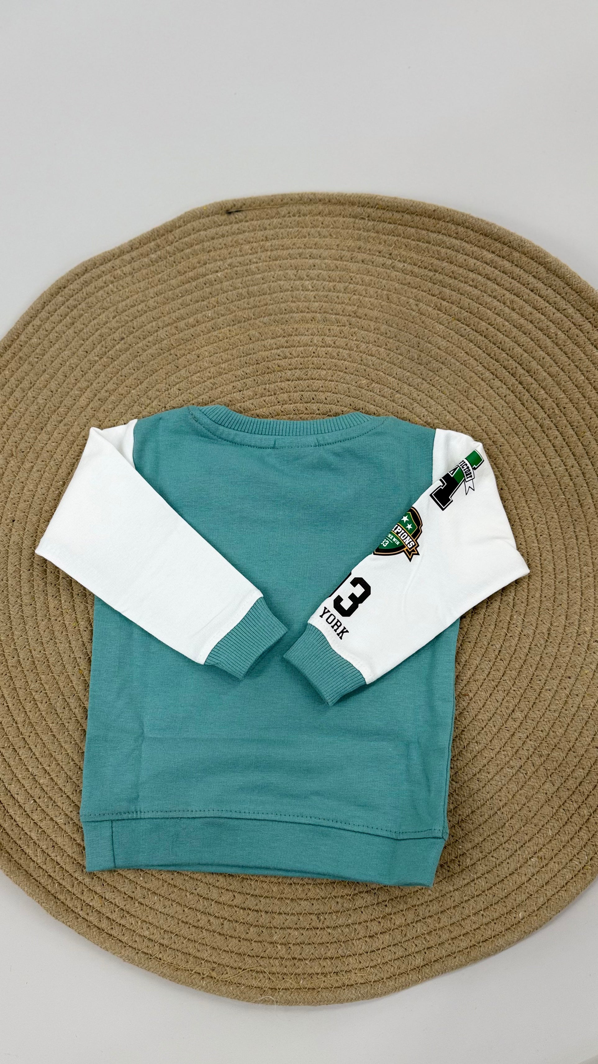 Long sleeves for boys