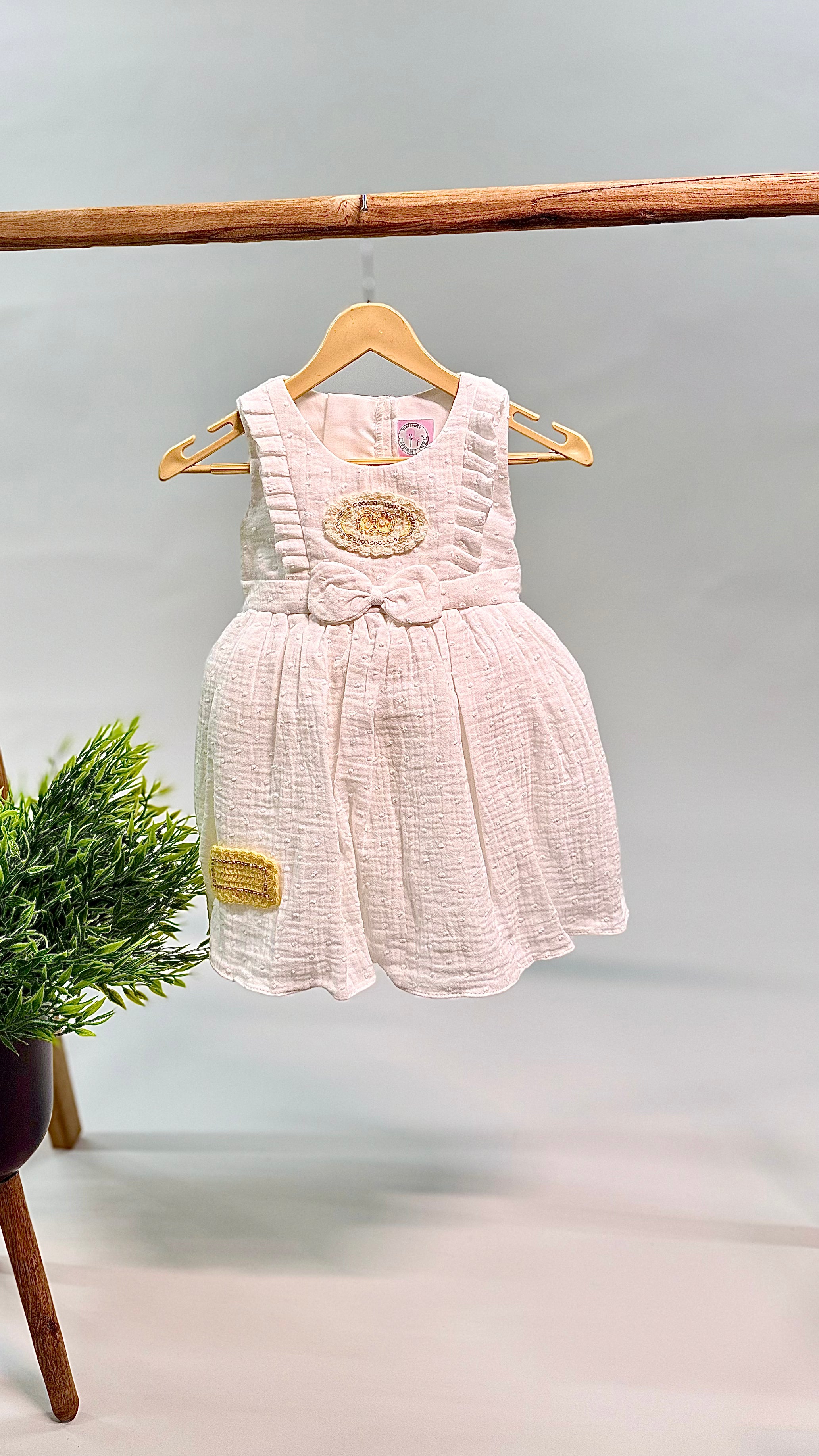 Linen Style for Girls