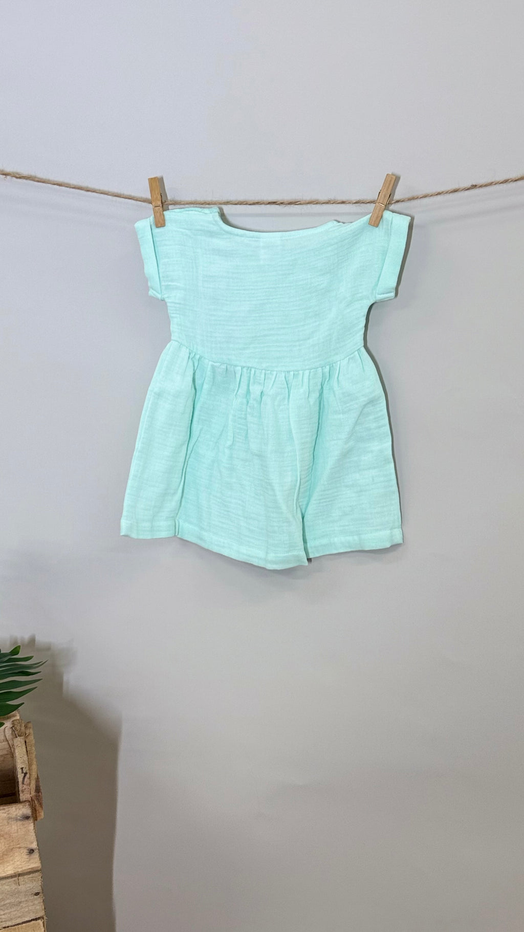 Linen dress for girls