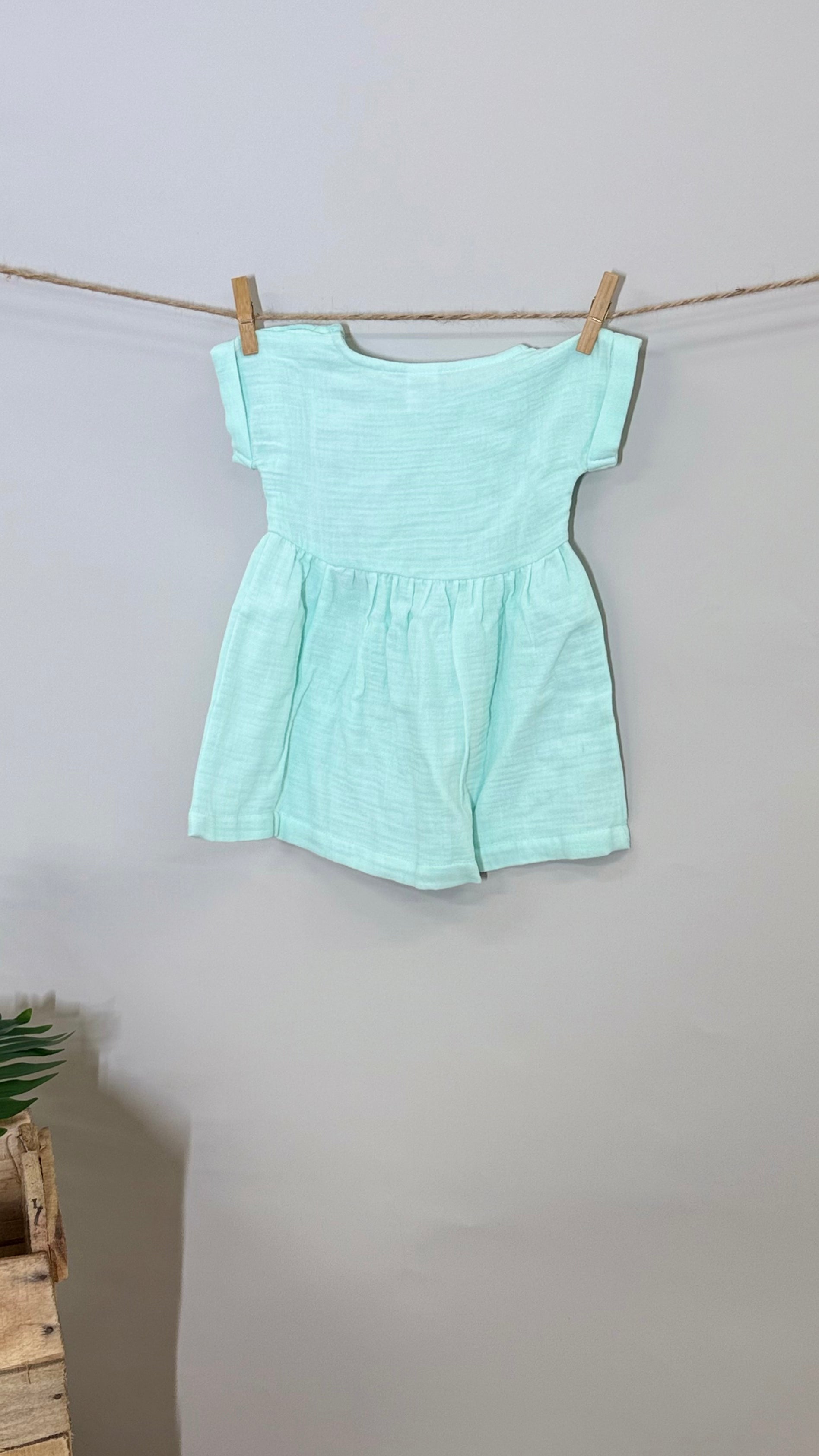 Linen dress for girls